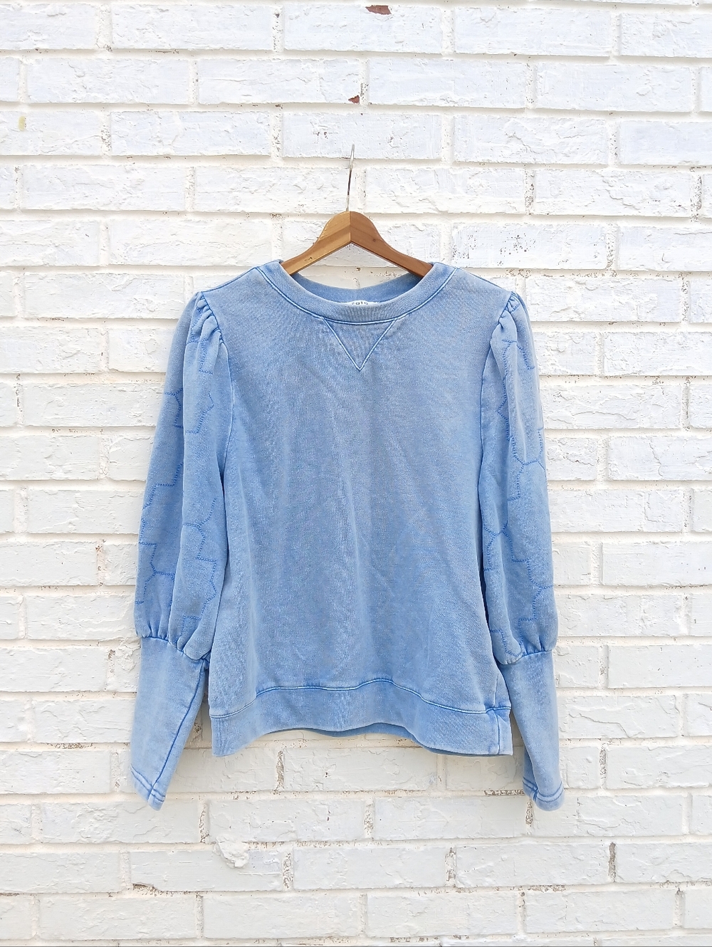 Fate Embroidered Puff Sleeve Sweatshirt Blue - Picture 2 of 6